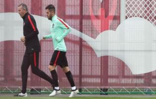 Bernardo s'est entraîné a part